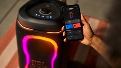 JBL presenta PartyBox 330, un parlante portátil que combina sonido, luces y movilidad
