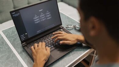 ¿Usas IA para crear contenido? Así puedes evitar que tu negocio termine hablando igual que todos