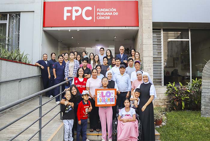 Fundación Peruana de Cáncer gana el Premio Esteban Campodónico 2026 por sus más de 60 años acompañando a pacientes oncológicos vulnerables