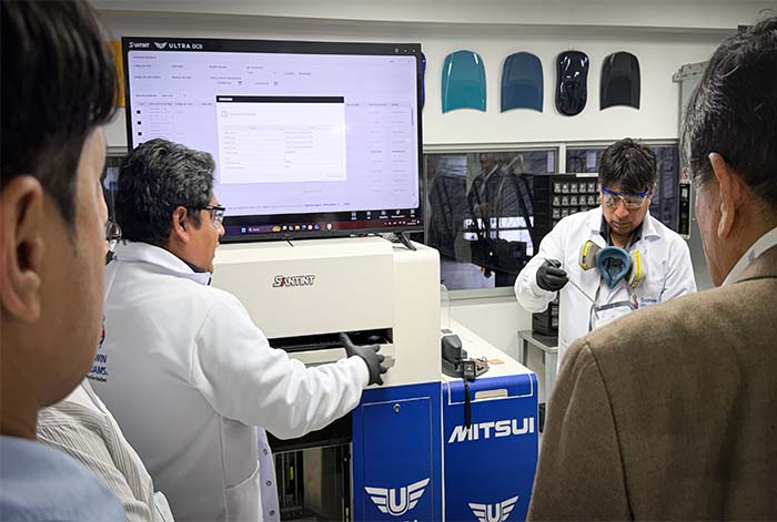 Mitsui inaugura su nuevo laboratorio de color y sistema de iluminación LED