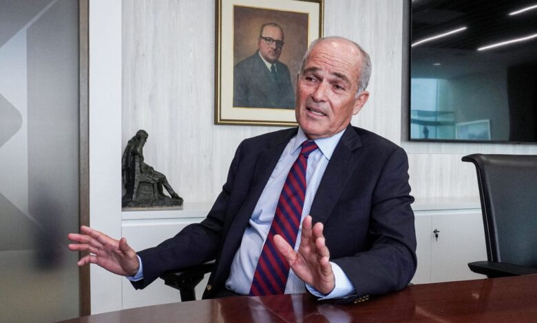 Roque Benavides plantea que Ejecutivo incluya medidas para formalizar la minería en pedido de facultades legislativas