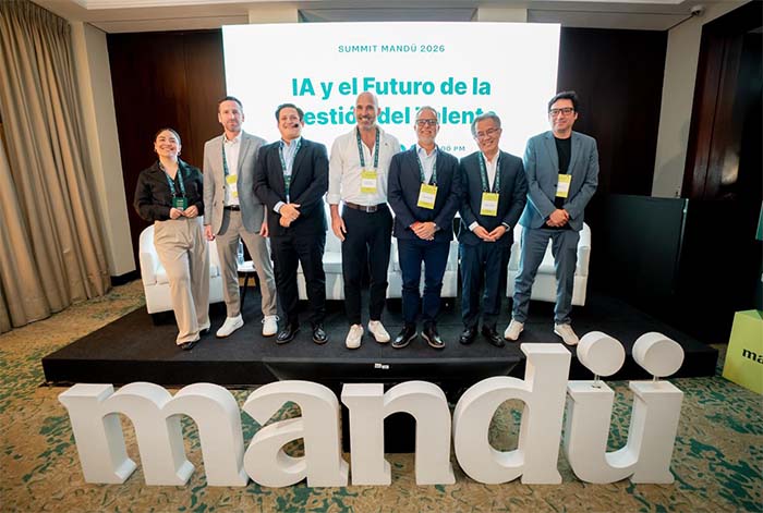 Summit Mandü 2026: líderes empresariales debatieron el impacto de la IA en el futuro del talento en Perú