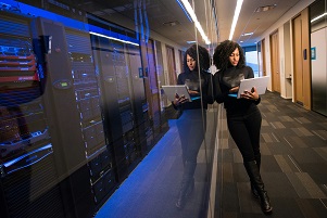 La IA redefine el talento que buscan las empresas tecnológicas en Perú: habilidades técnicas y humanas ganan protagonismo