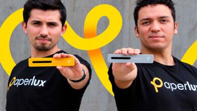 Paperlux busca cerrar la brecha digital en las aulas peruanas convirtiendo cualquier pantalla en pizarra interactiva