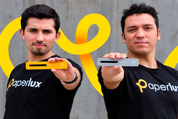 Paperlux busca cerrar la brecha digital en las aulas peruanas convirtiendo cualquier pantalla en pizarra interactiva
